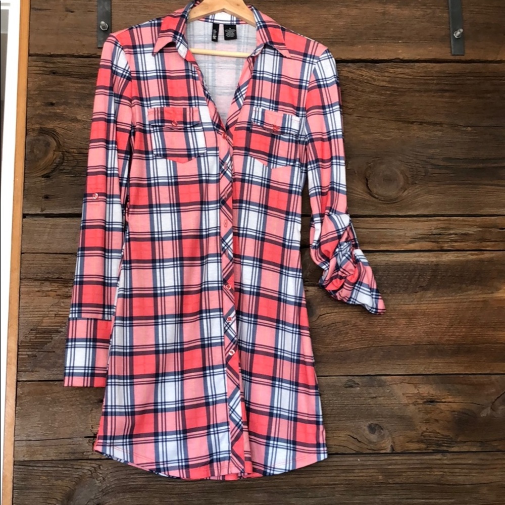 Navy/red plaid shirt dress!